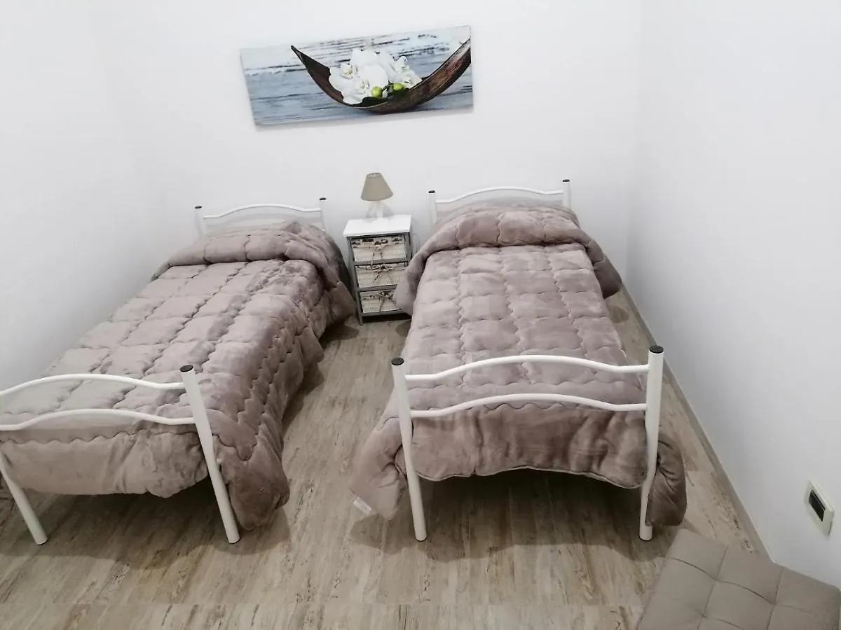 Palermo Inn Apartment 0*,  Italy